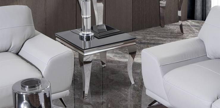 Mesa Lateral Elenor Negro Gristal